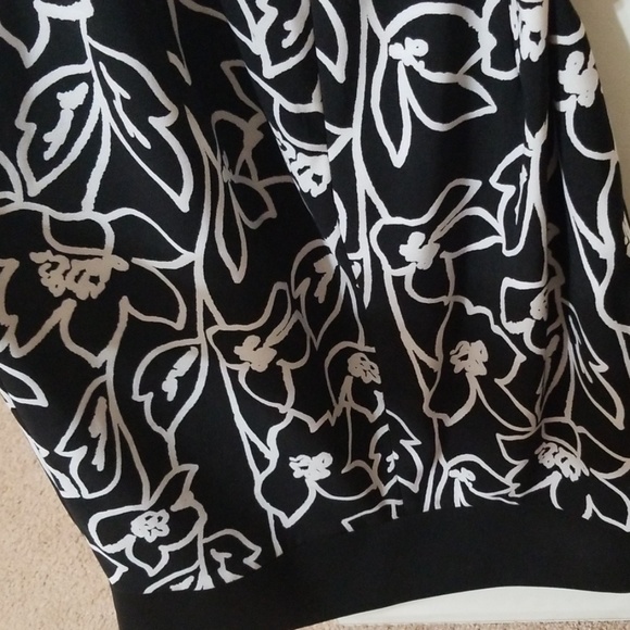 Cute dress - Picture 8 of 8